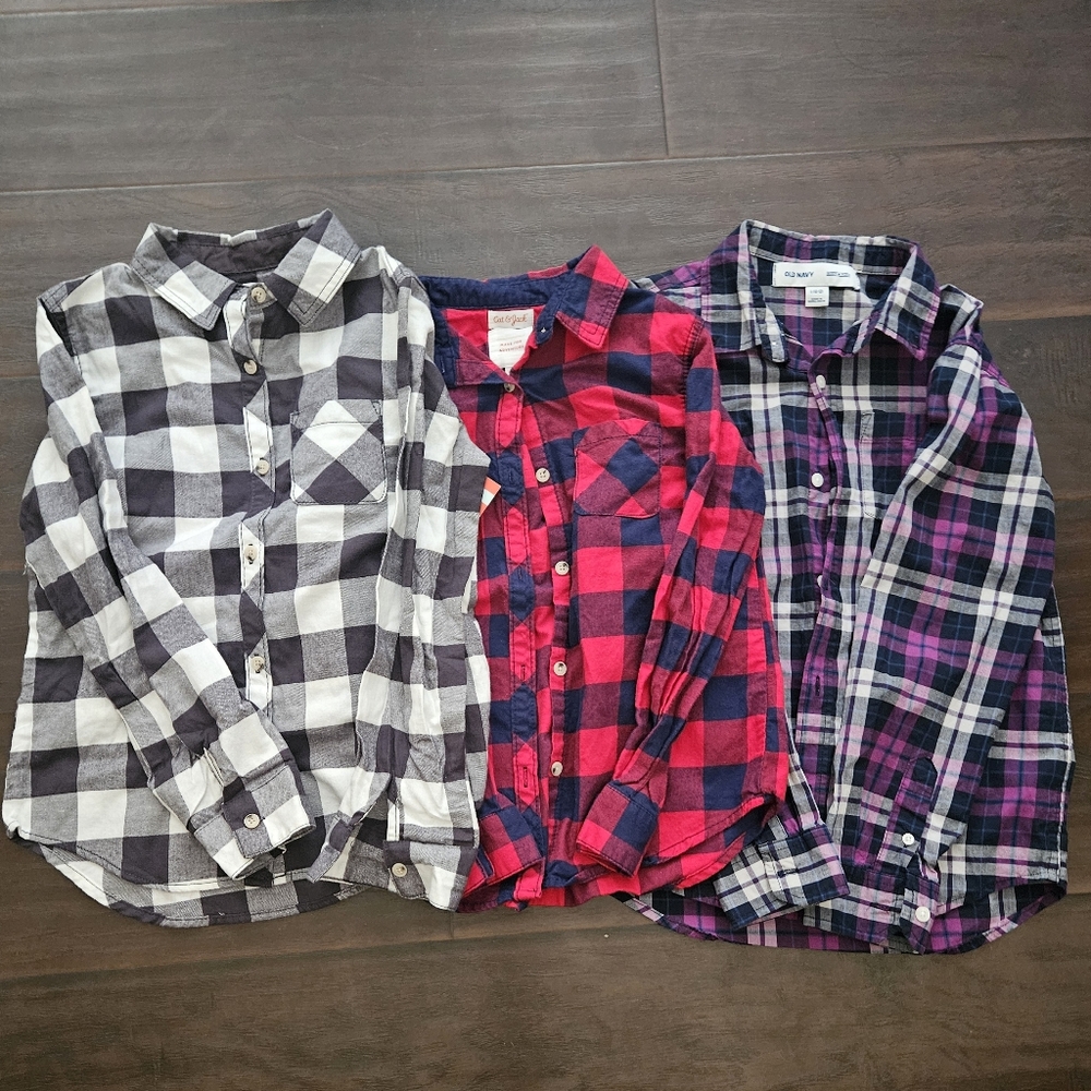 Girls Plaid Shirt in Black, Purple, and White